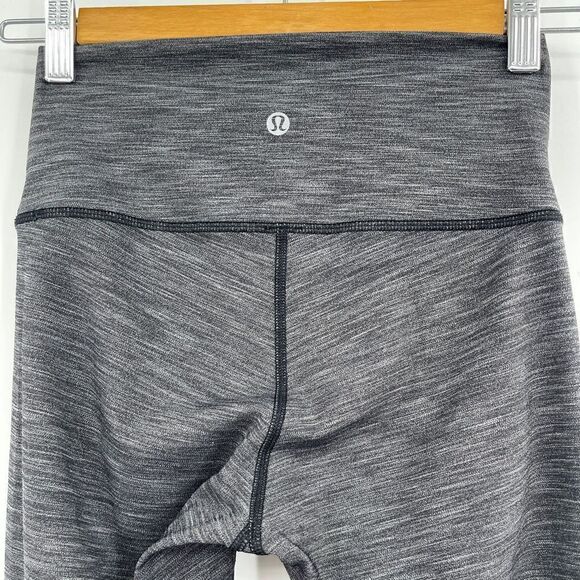Lululemon Gray & Black Striped Wunder Under High-Rise Leggings Size 4 - Picture 4 of 6